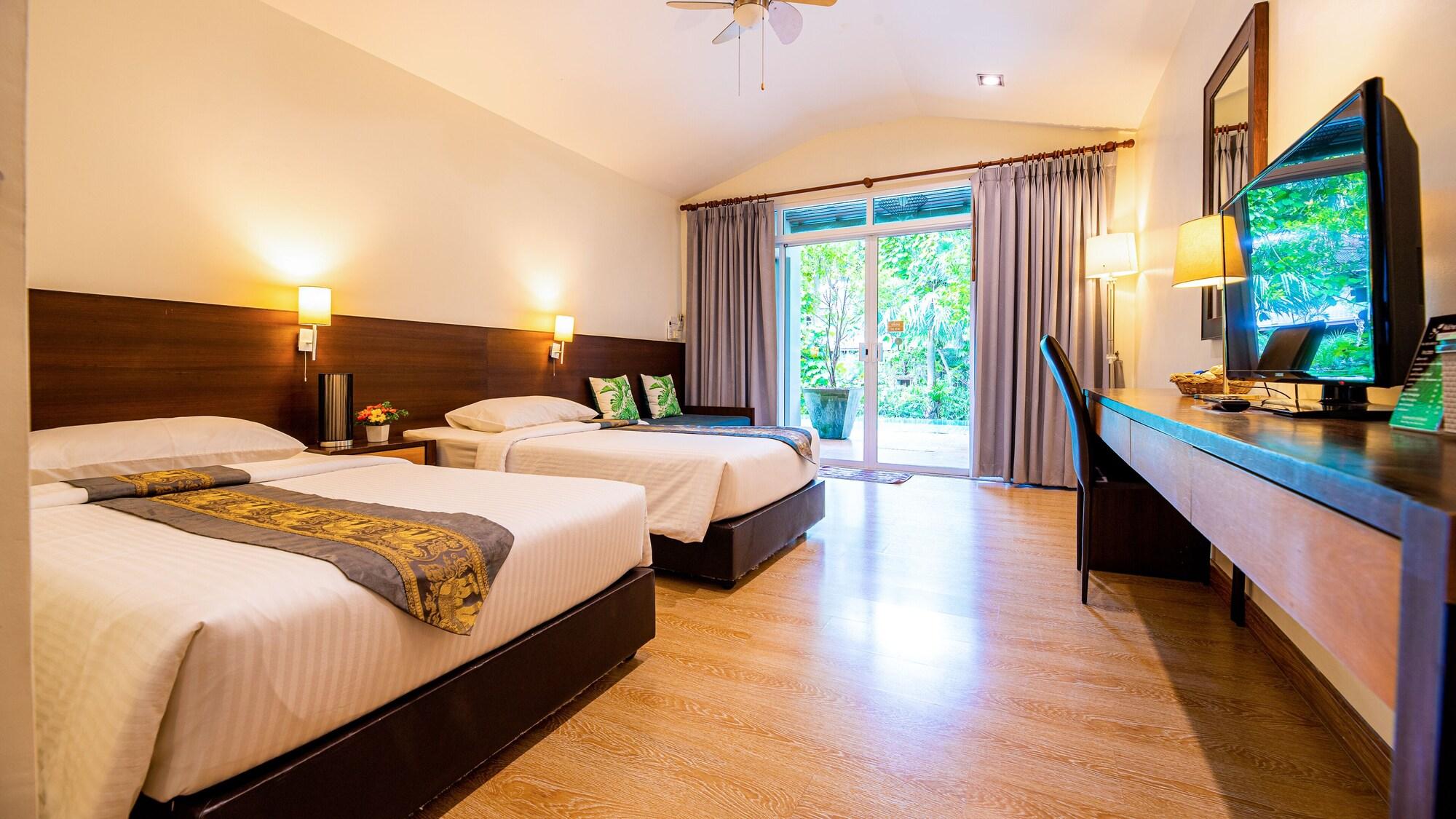 Baan Klang Aow Beach Resort Бан Крут Экстерьер фото