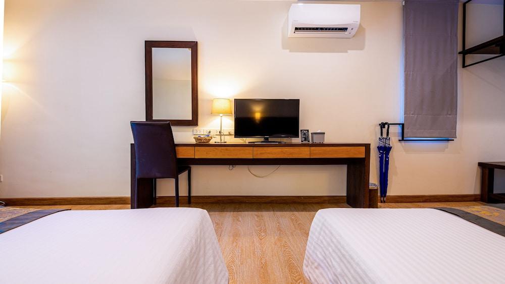 Baan Klang Aow Beach Resort Бан Крут Экстерьер фото
