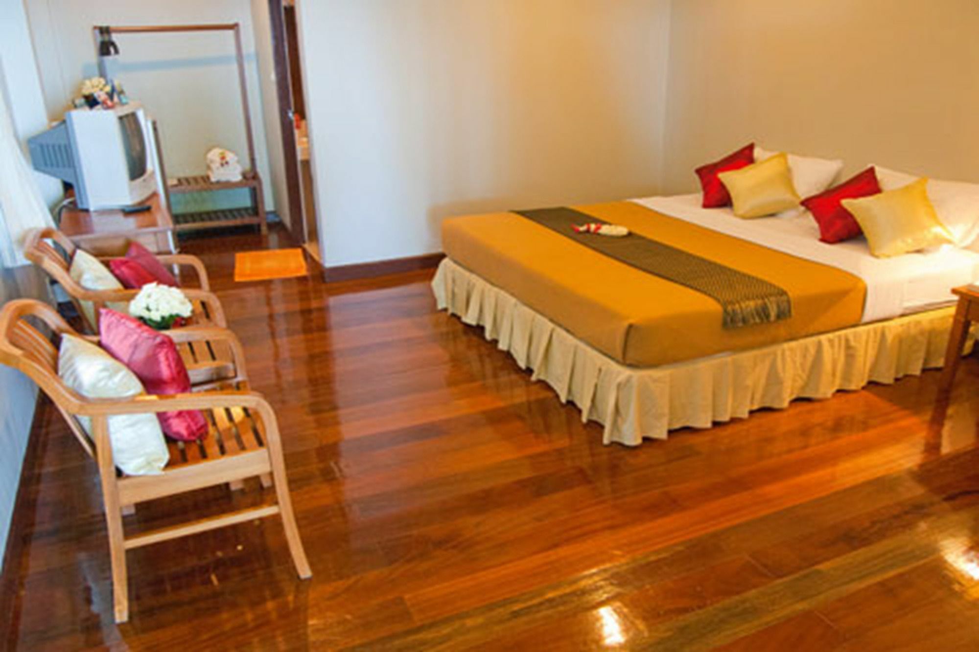 Baan Klang Aow Beach Resort Бан Крут Экстерьер фото